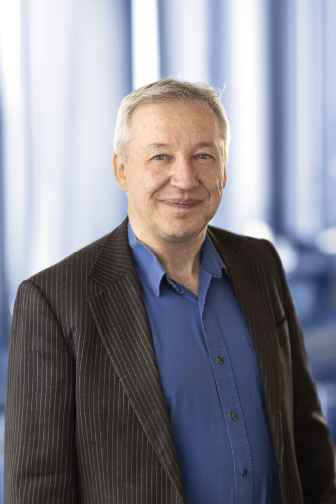 Emmanuel Jelsch European and Swiss Patent Attorney AWA Delémont, Switzerland