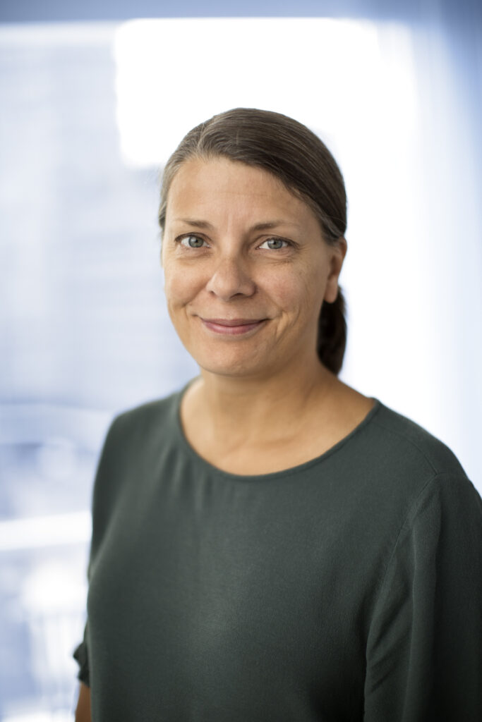 Camilla Andén Senior Paralegal AWA Malmö, Sweden