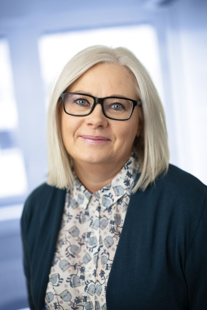 Eva Tiedemann Paralegal AWA Jönköping, Sweden