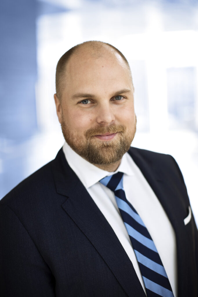 Simon Markström European Patent Attorney AWA Jönköping, Sweden