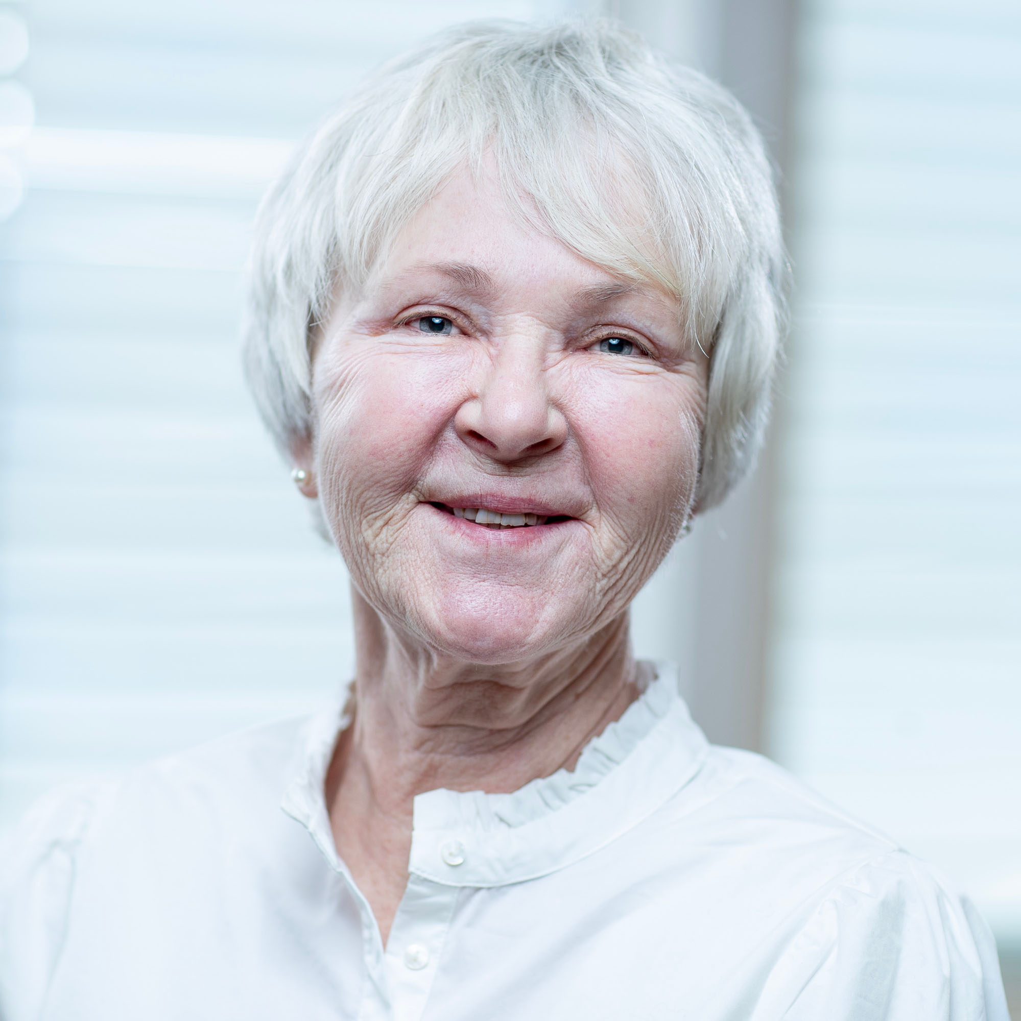 Hege Pedersen, Tone